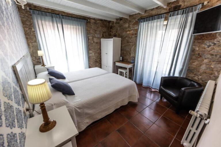 Hotel Puerto Arnela Camarinas Bagian luar foto