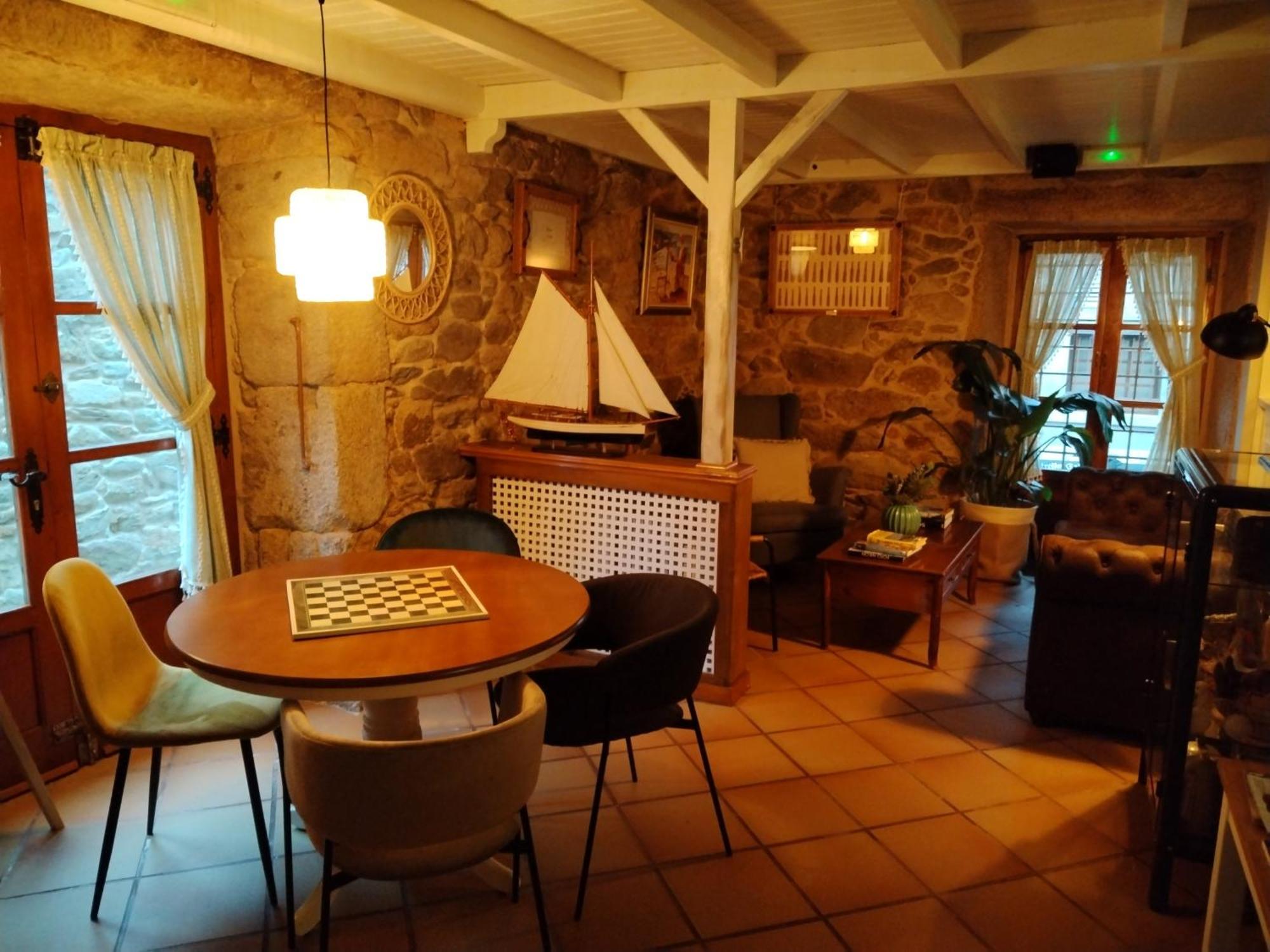Hotel Puerto Arnela Camarinas Bagian luar foto